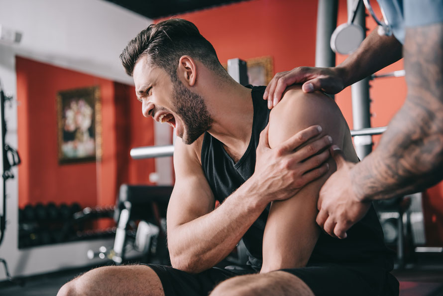 6 Common Types Of Shoulder Injuries From Weight Lifting